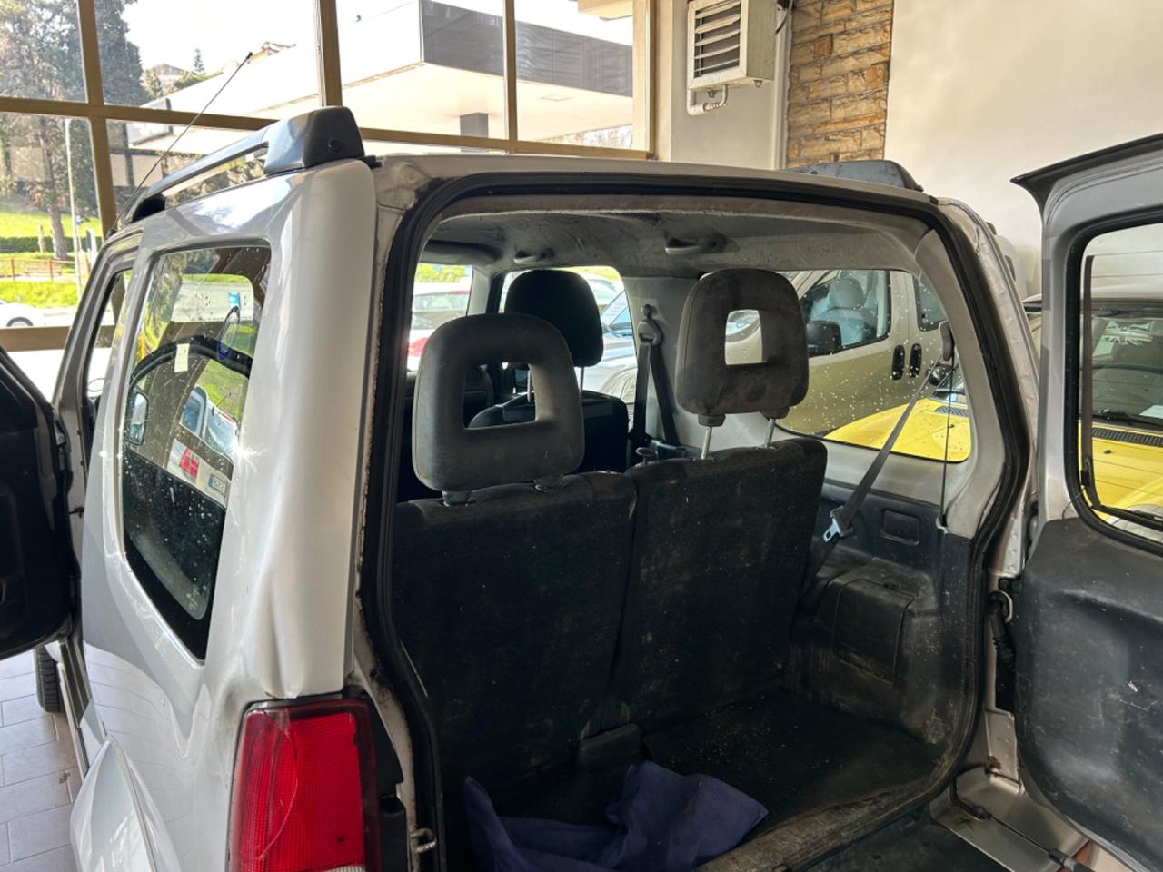 Suzuki Jimny 1.5 DIESEL 4WD GANCIO TRAINO A/C