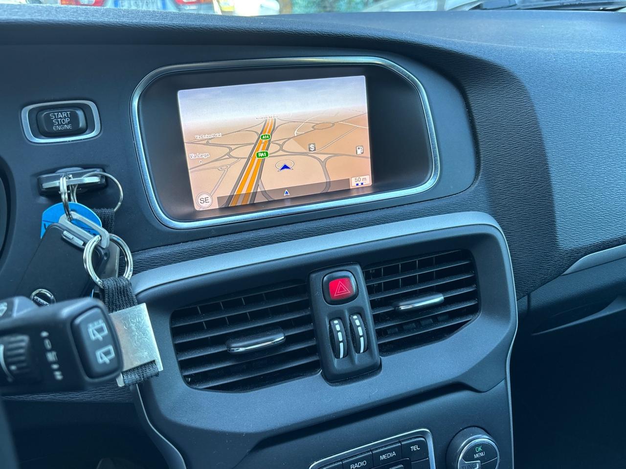 Volvo V40 T2 Kinetic BENZINA OK neopatentati