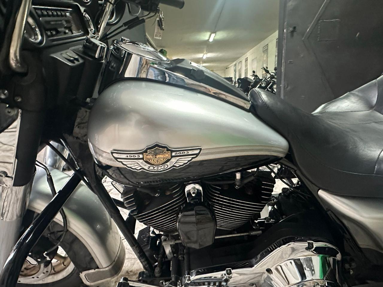 Harley-davidson FLHTCUI Ultra Classic Electra Glide 2003