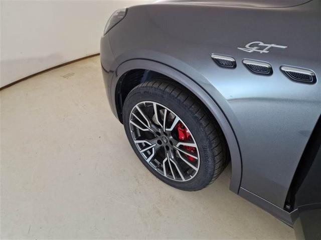 MASERATI Grecale MHEV 300 CV AWD GT