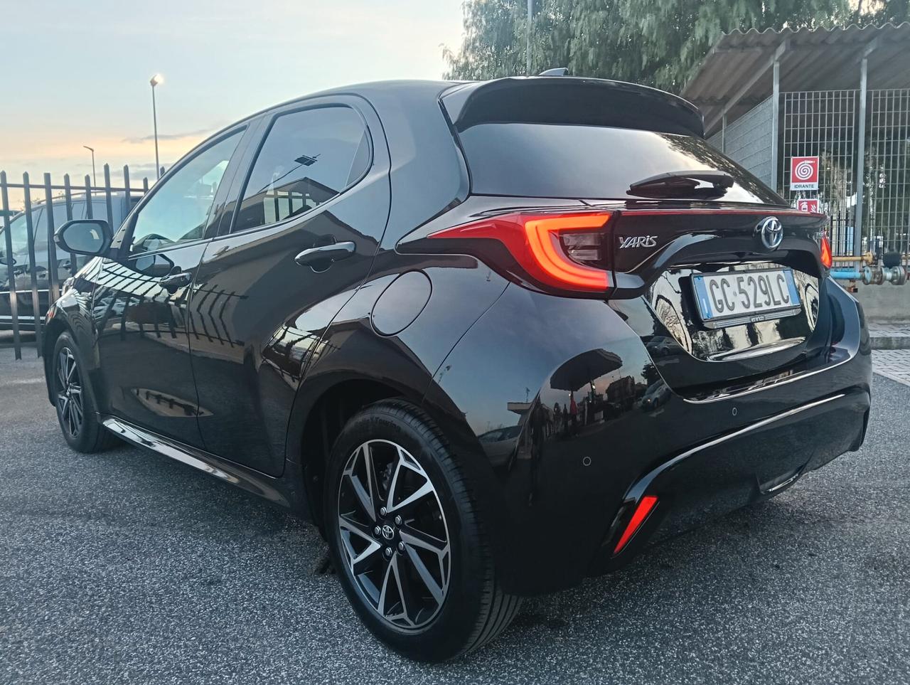 Toyota Yaris 1.5 Hybrid 5 porte Lounge