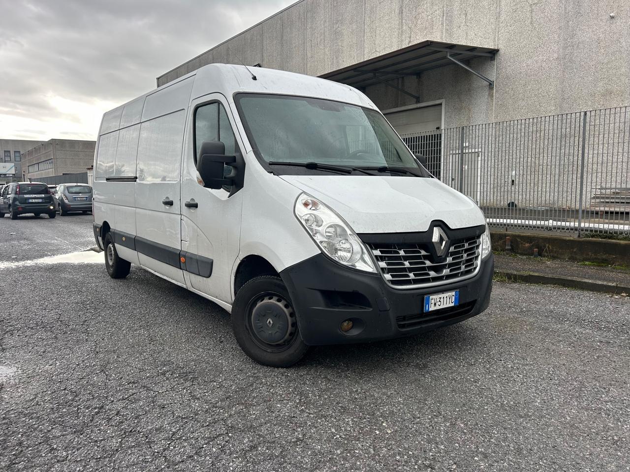 Renault Master T35 2.3 dCi/130 L3 H2