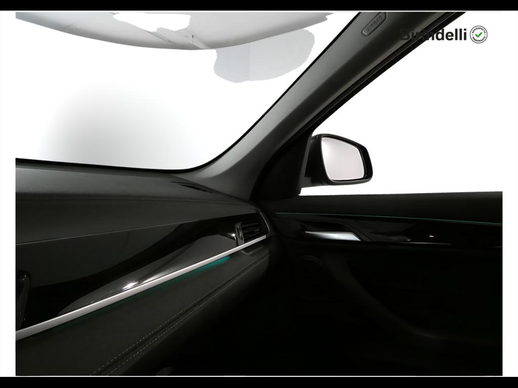 BMW X1 (F48) - X1 xDrive18d xLine