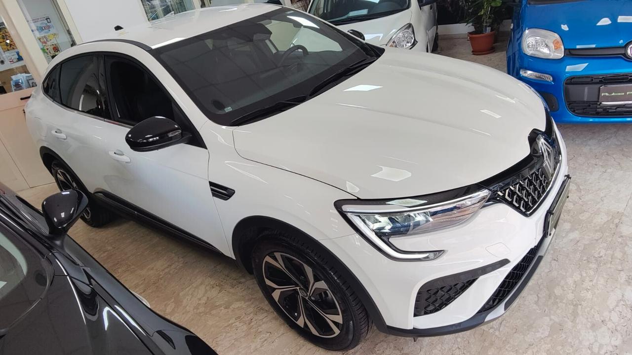 Renault Arkana 1.6 Full Hybrid E-Tech 145 CV Techno