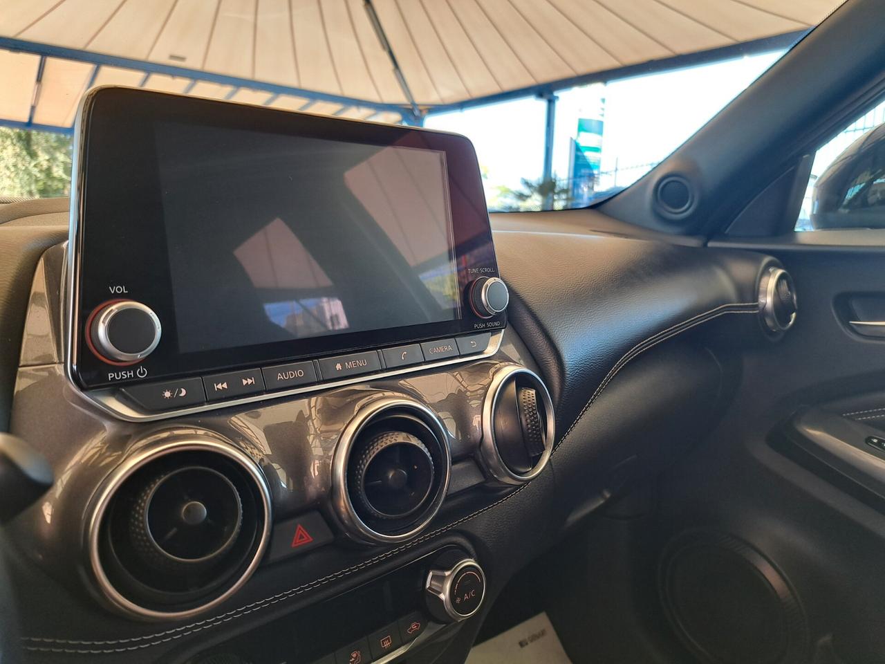 Nissan Juke 1.0 DIG-T 114 CV DCT N-Connecta