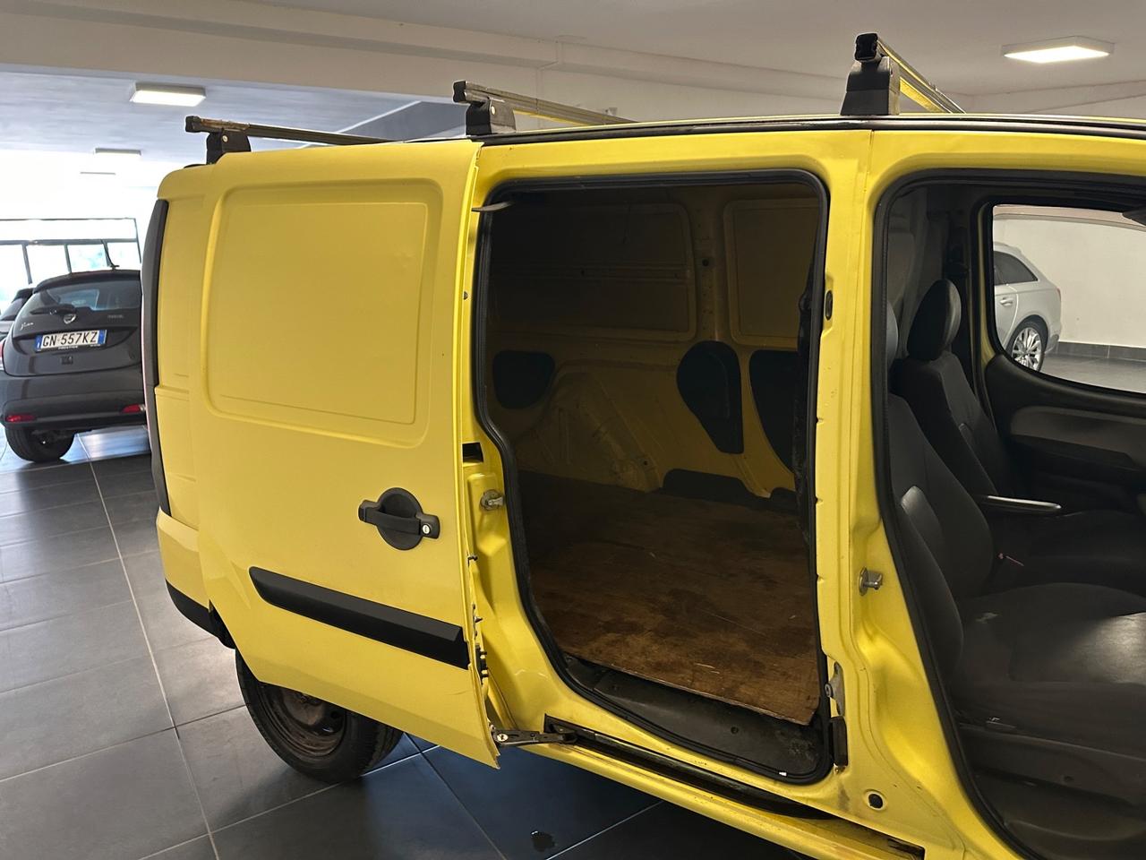 FIAT DOBLO 1.9 JTD 105CV GANCIO TRAINO PASSO LUNGO