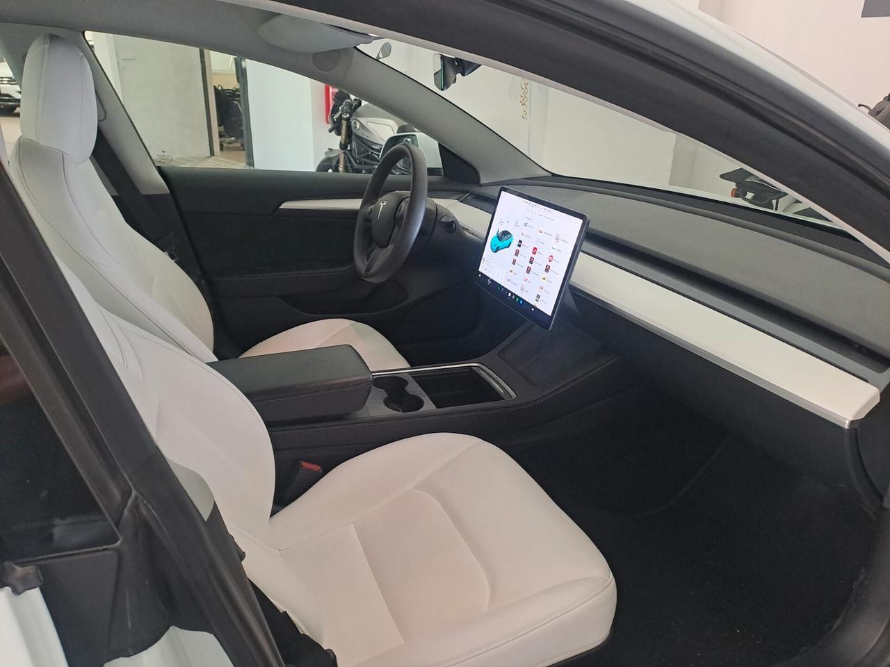 Tesla Model 3 Model 3 Long Range Dual Motor AWD