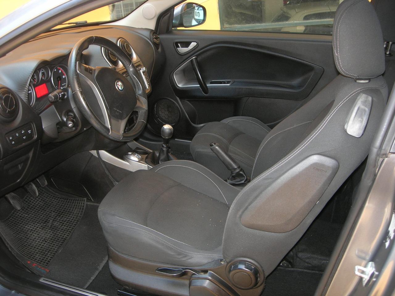 Alfa Romeo MiTo 1.3 JTDm-2 95 CV S&S Distinctive