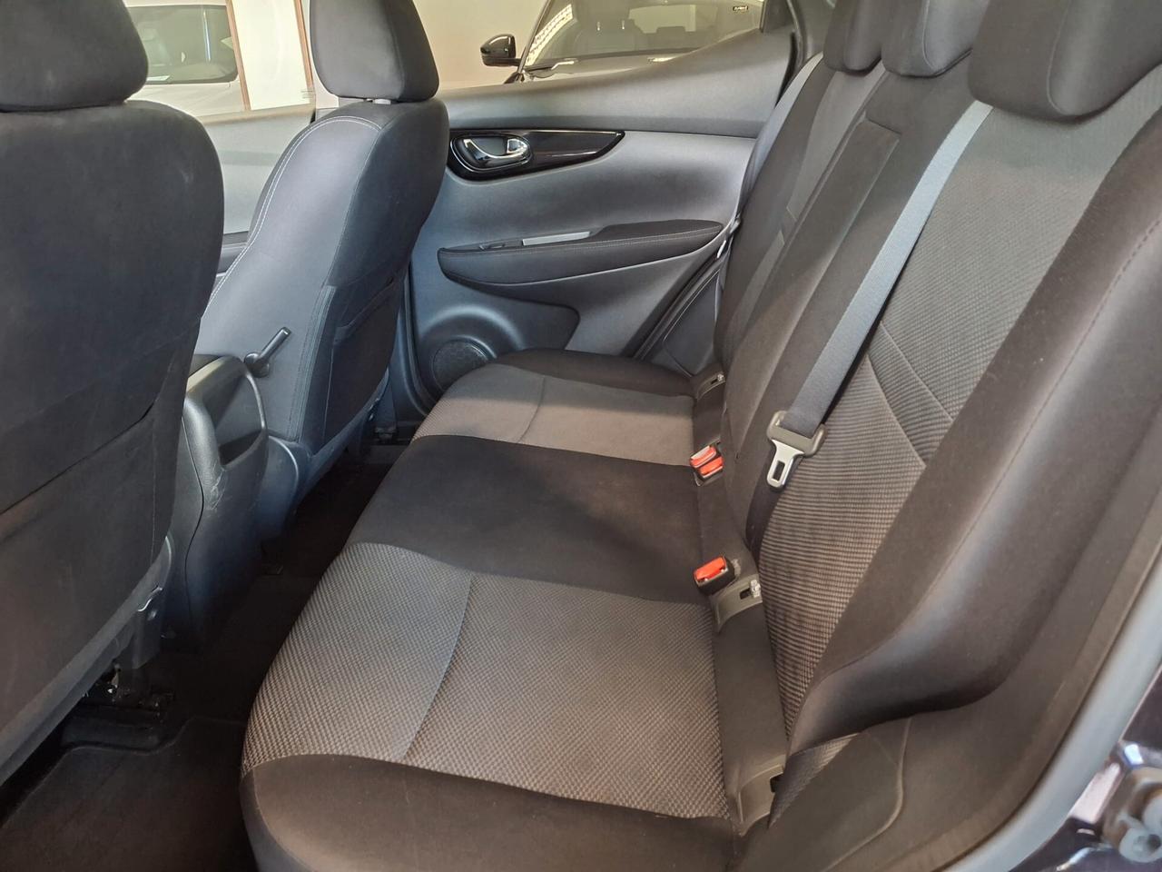 Nissan Qashqai 1.5 dci Tekna 110cv E6