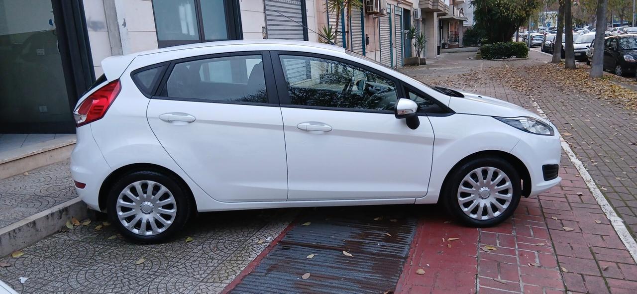 FORD FIESTA 1.5 TDCi 75CV 5 porte