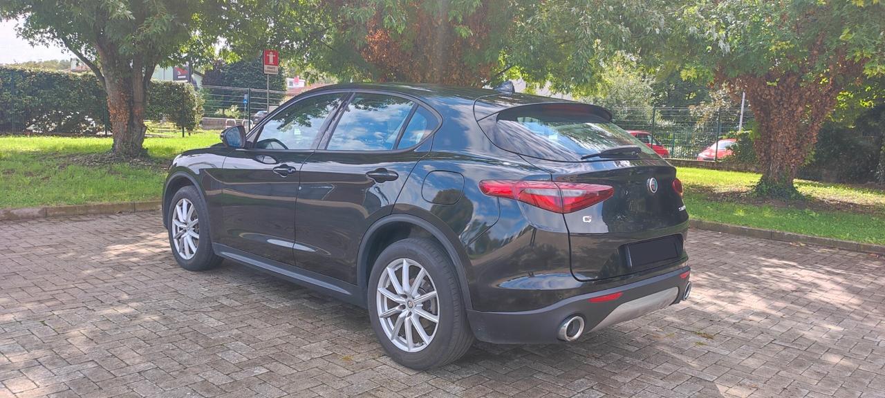 Alfa Romeo Stelvio 2.2 Turbodiesel 180 CV AT8 Q4 BUSINESS
