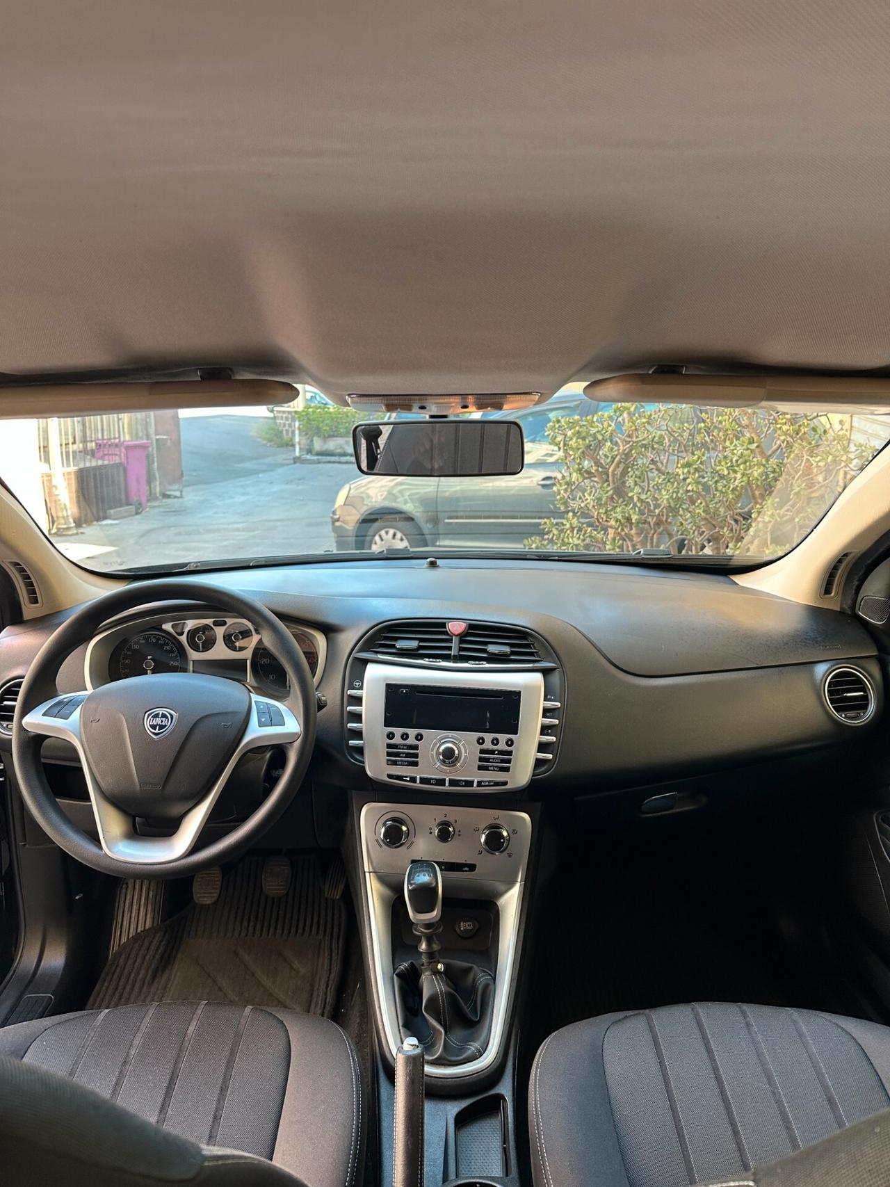 Lancia Delta 1.6 MJT DPF Oro