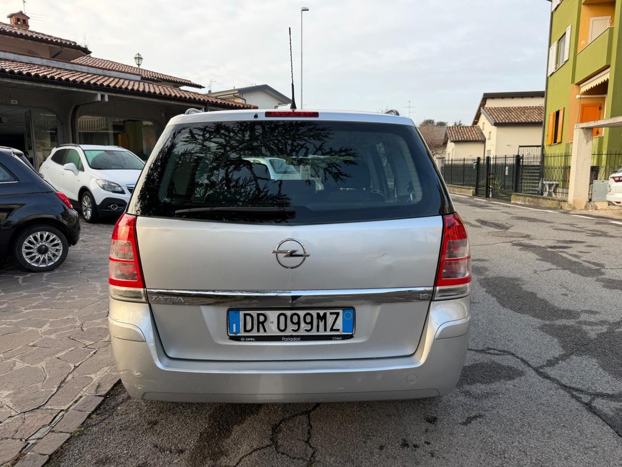 Opel Zafira 1.6 16V VVT Enjoy