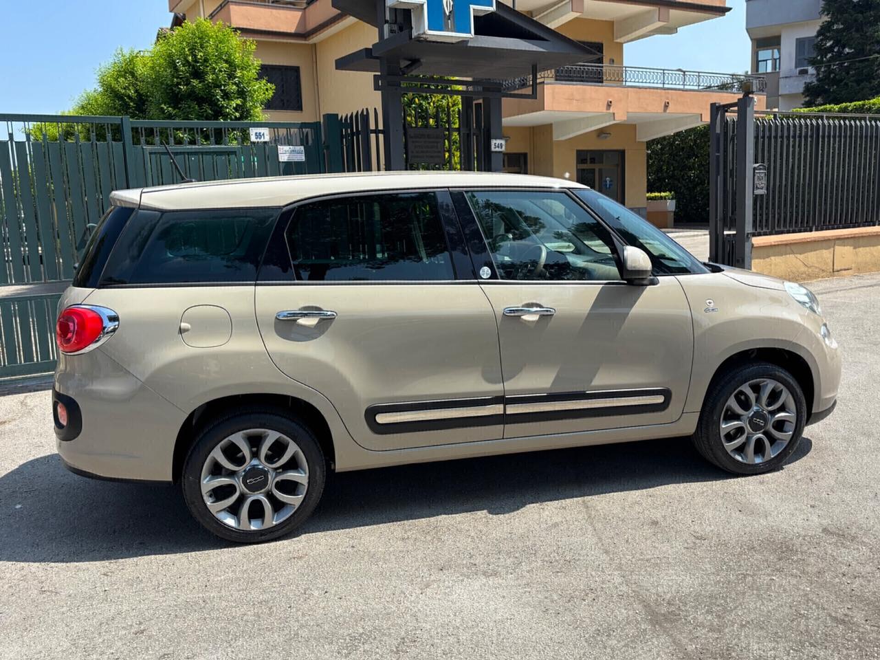 Fiat 500L Living 0.9 TwinAir Turbo Natural Power Lounge