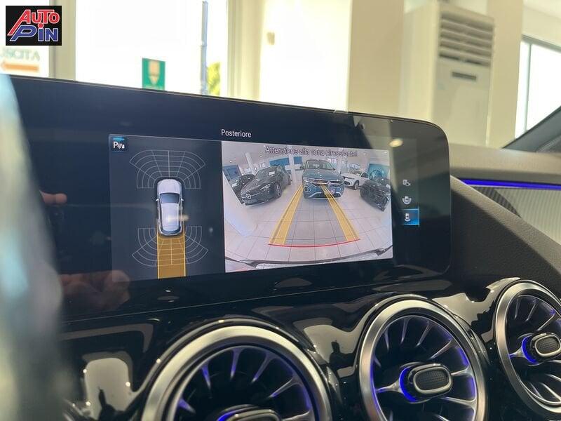 Mercedes-Benz GLA GLA 200 d Automatic Premium *Tetto*Ambient light*