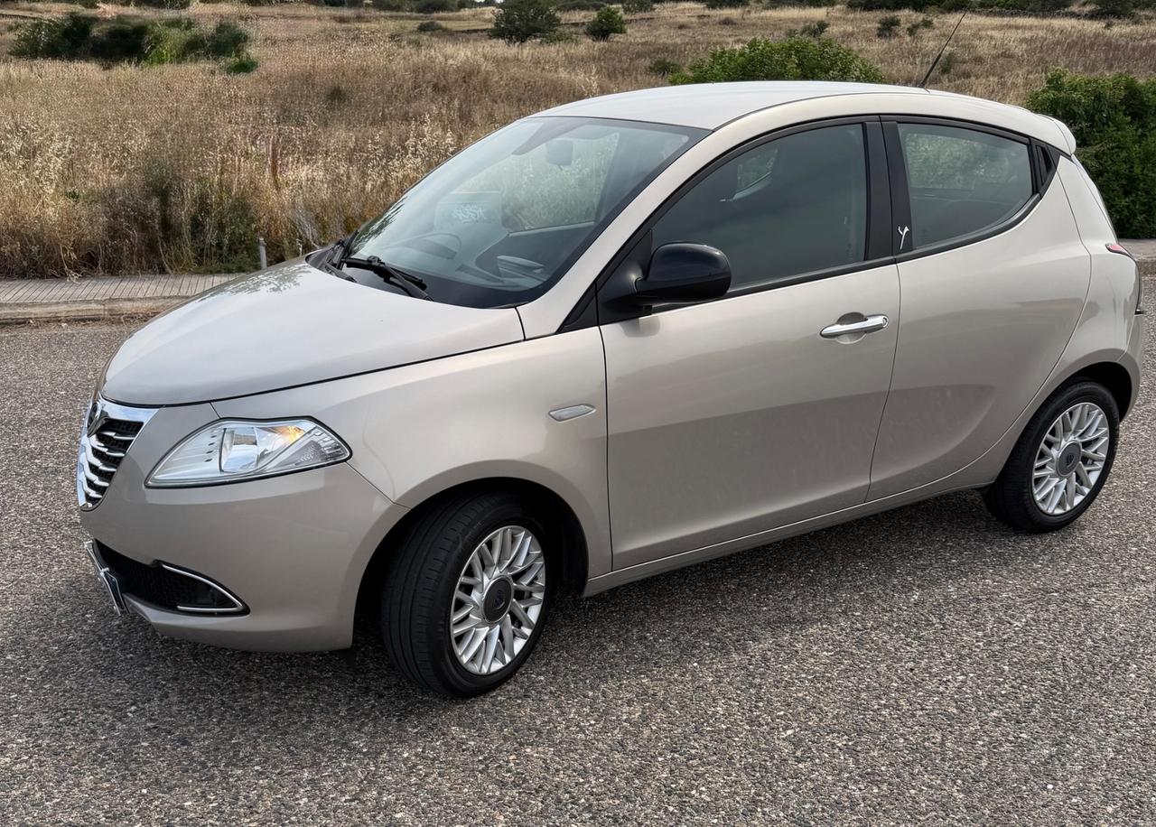 Lancia Ypsilon 1.3 MJT 95 CV GARANZIA 12 MESI