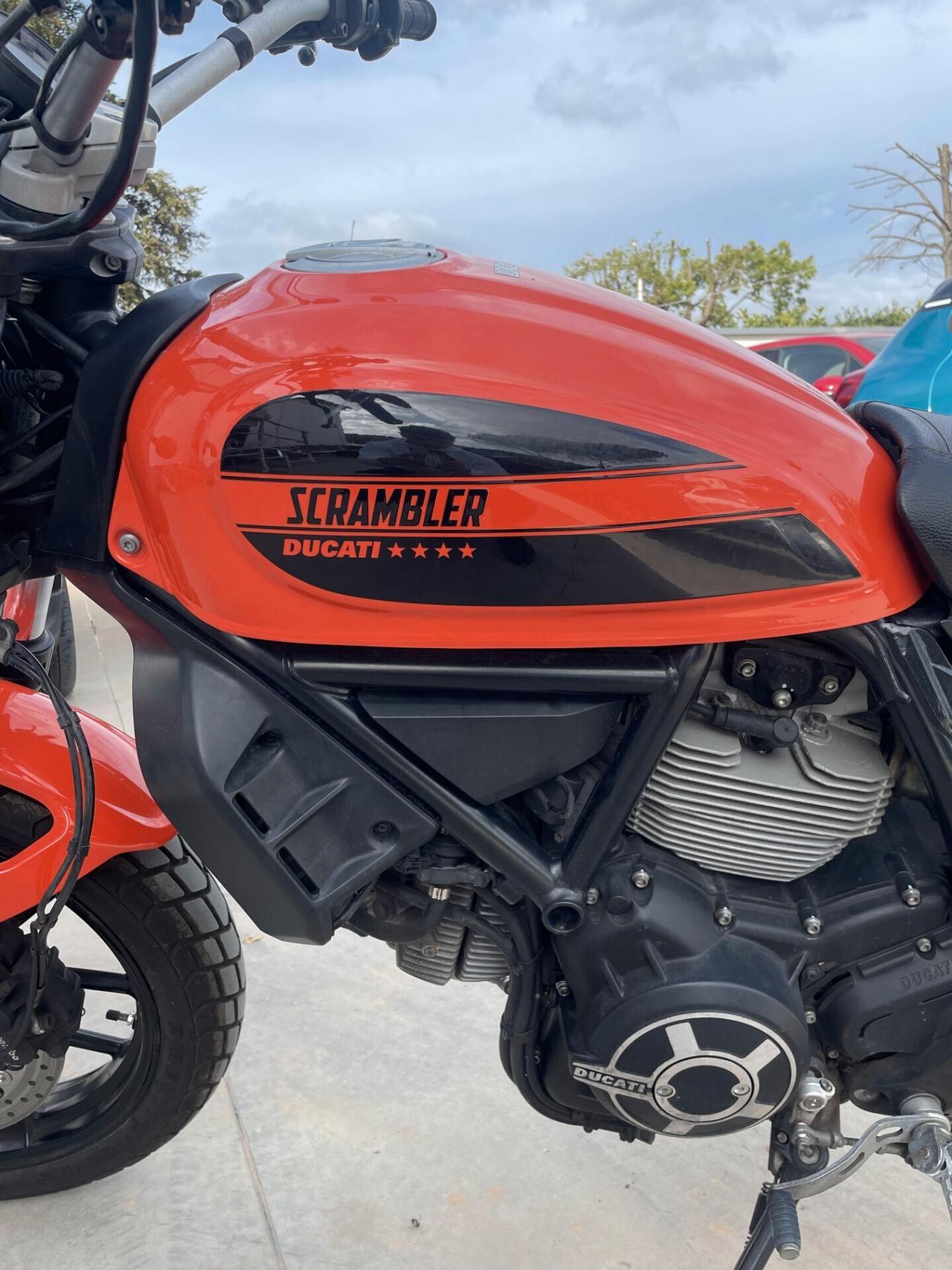 Ducati Scrambler Sixty