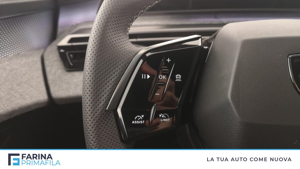 PEUGEOT Nuovo 5008 Hybrid 136 e-DCS6 GT