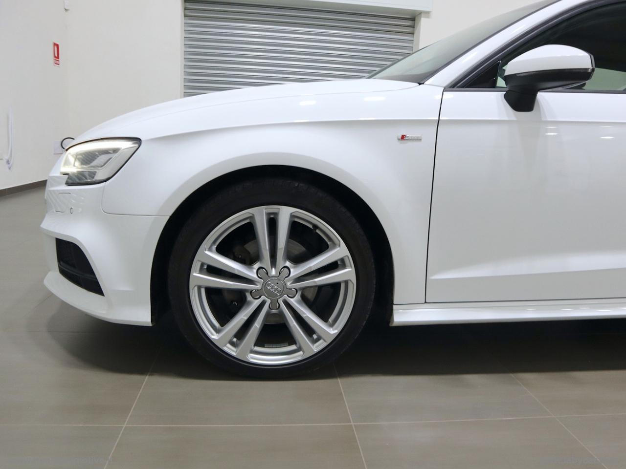 AUDI A3 SPORTBACK 2.0TDI 150 S-line S-LINE NAVI LED VIRTUAL