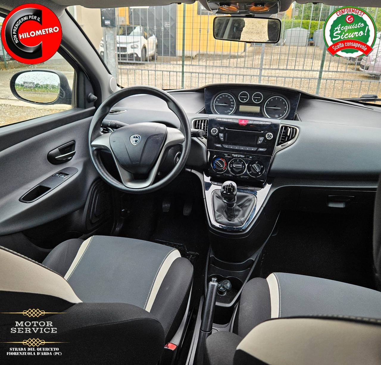 Lancia Ypsilon 1.2 69cv Elefantino km reali unipro da 89€ mese