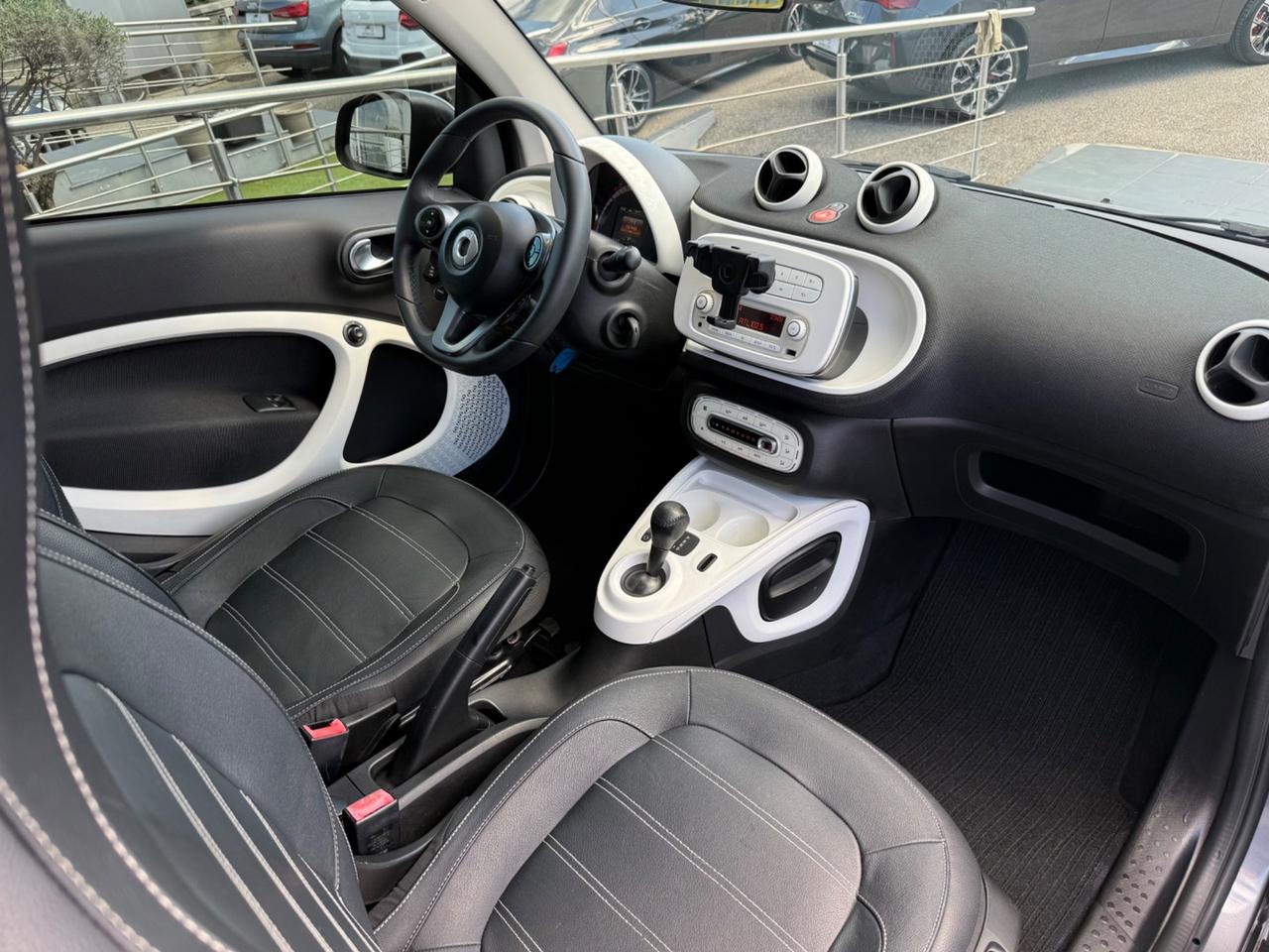 Smart ForTwo 70 1.0 twinamic Passion per neopatentati