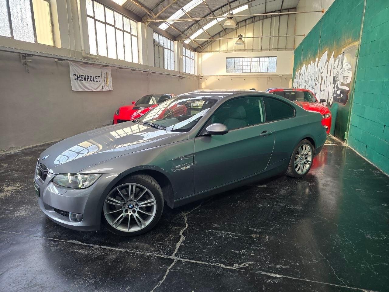 BMW 325i E92 218cv