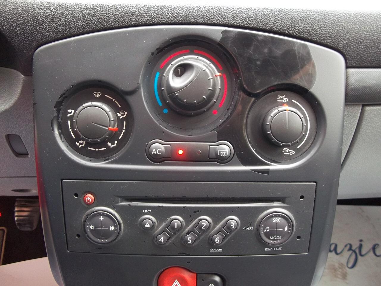 Renault Clio III 1.2 16v 5p Comfort Uniproprietario 117.600 km