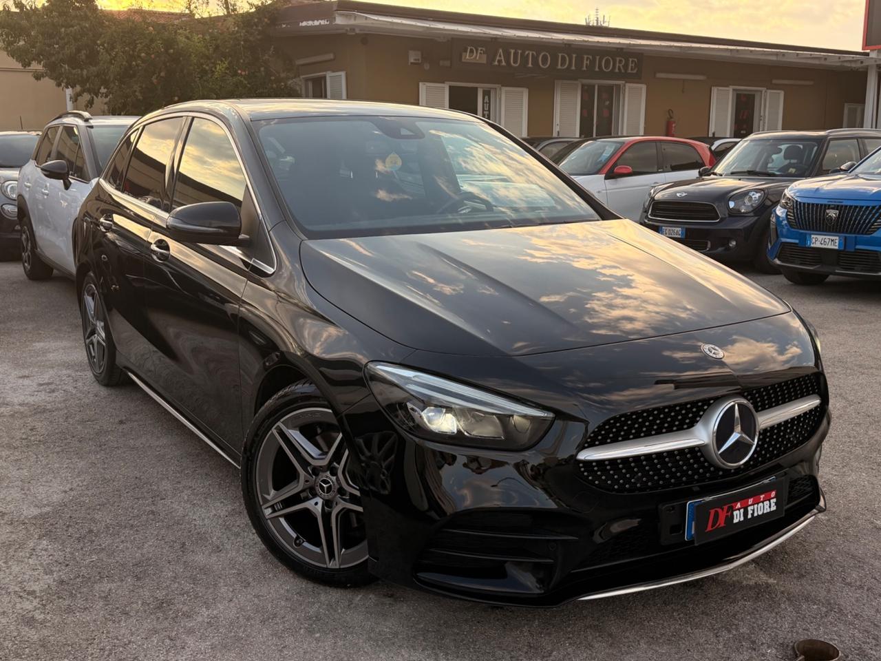 Mercedes-benz B 180 d Automatic Premium AMG KIT LUCI