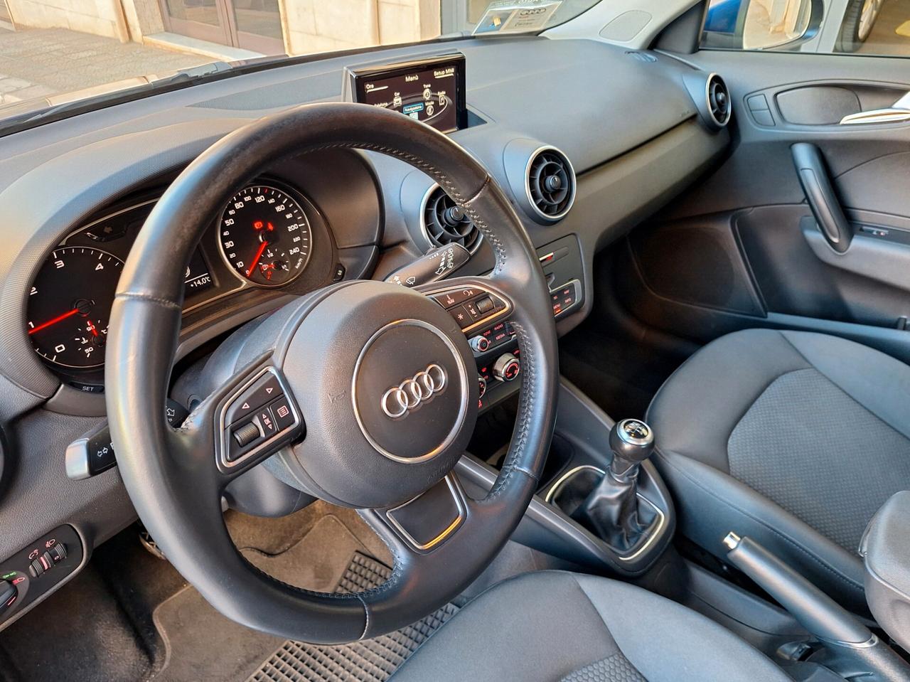 Audi A1 SPB 1.6 TDI 116 CV Metal plus