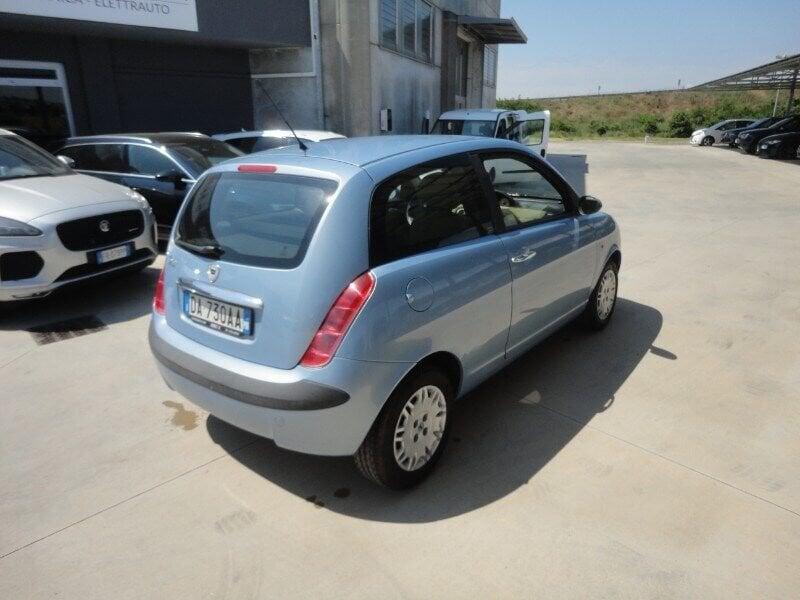 Lancia Ypsilon 1.2 Oro