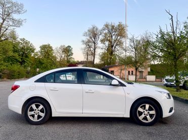 Chevrolet Cruze 1.8 5 porte LT GPL