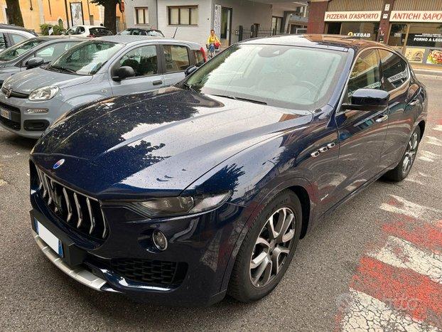 Maserati Levante 3.0 V6 Gransport 350cv auto