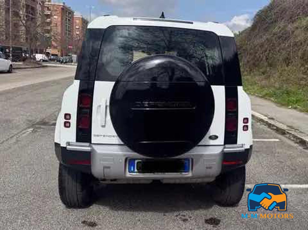 Land Rover Defender 110 3.0D I6 200 CV AWD Auto X-Dynamic SE