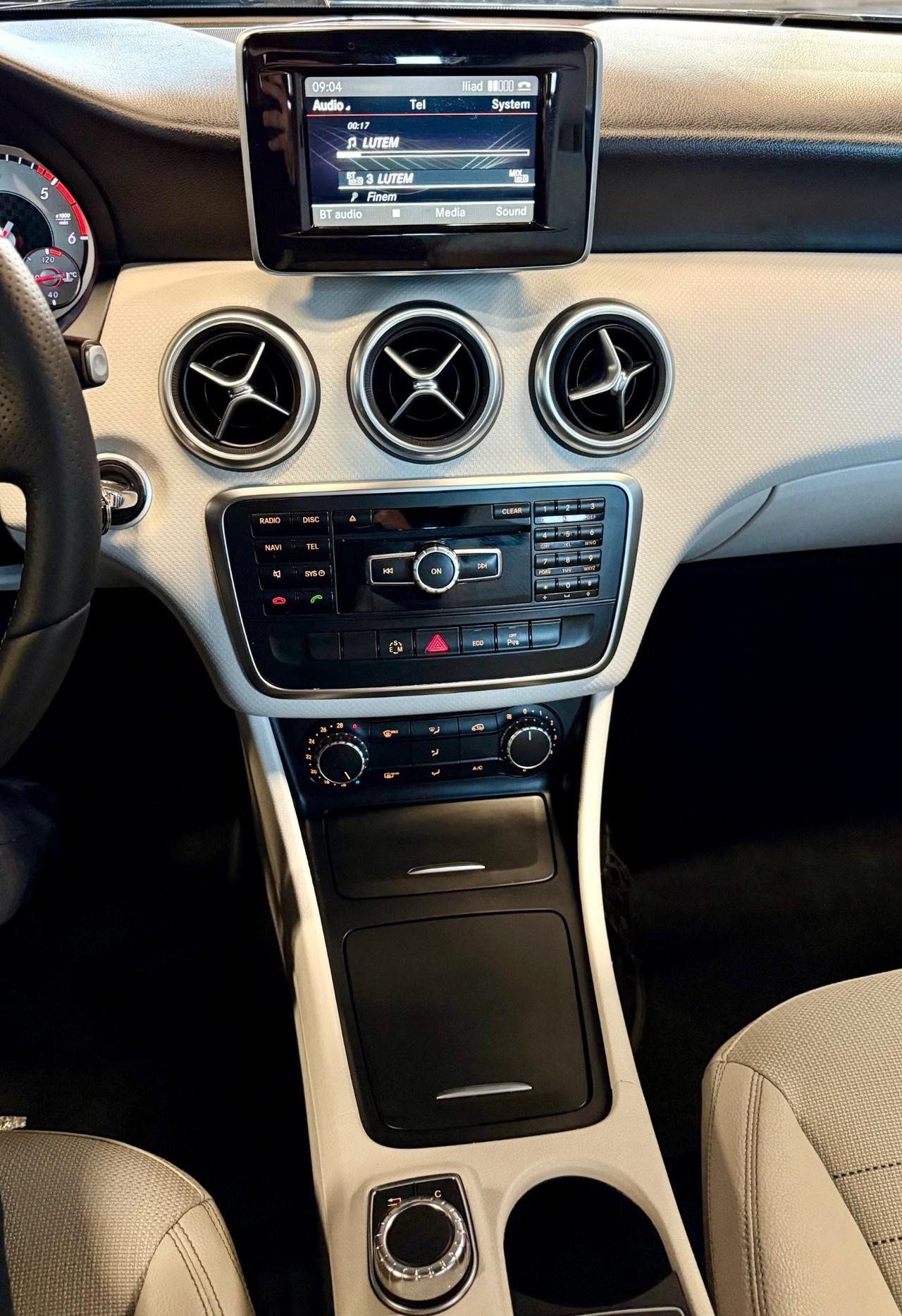 Mercedes-benz A 220 CDI Automatic 4Matic Premium
