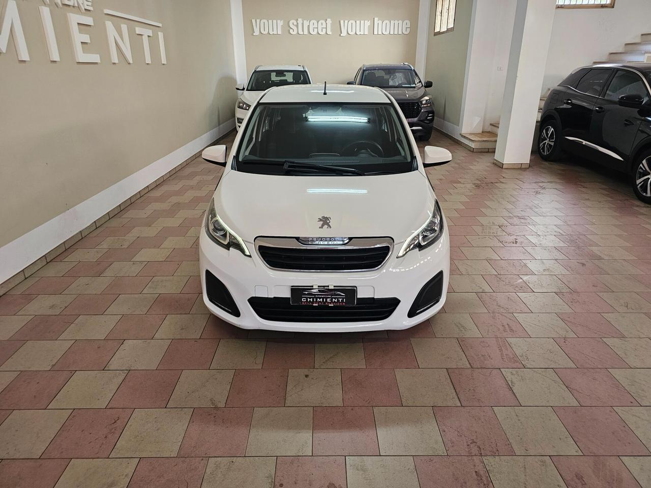 Peugeot 108 PureTech 82 5 porte Allure TOP! GPL INSTALLATO NEL 2023