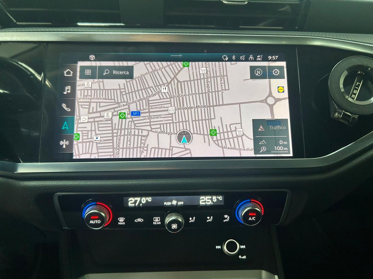 Audi Q3 35 TDI S tronic Business