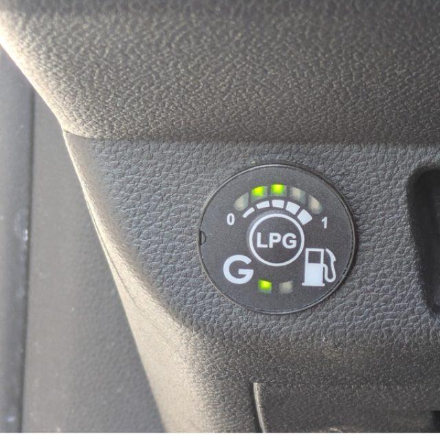 RENAULT Clio TCe 100 CV GPL 5 porte INTENS