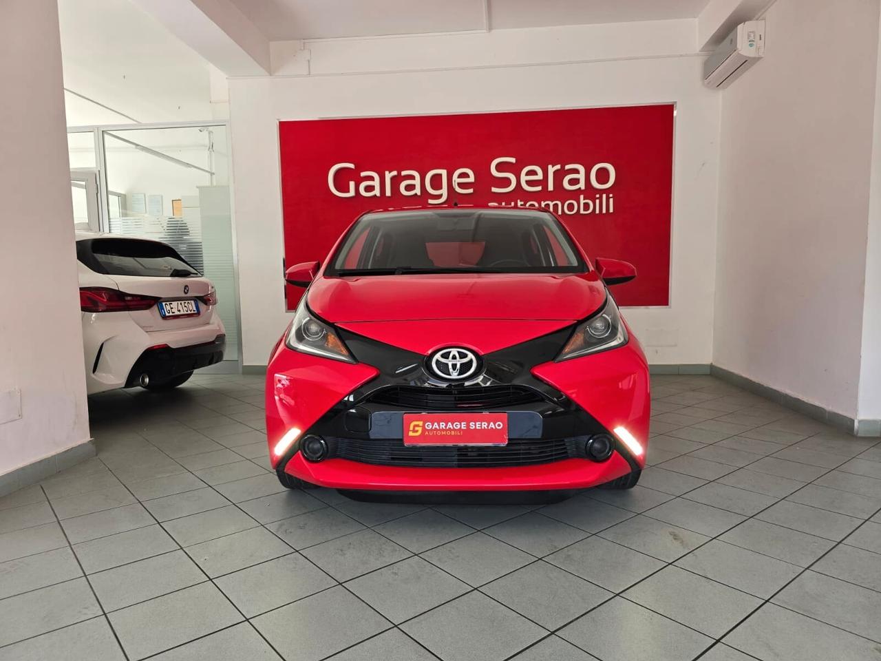Toyota Aygo 1.0 VVT-i 69 CV 5 porte x-play