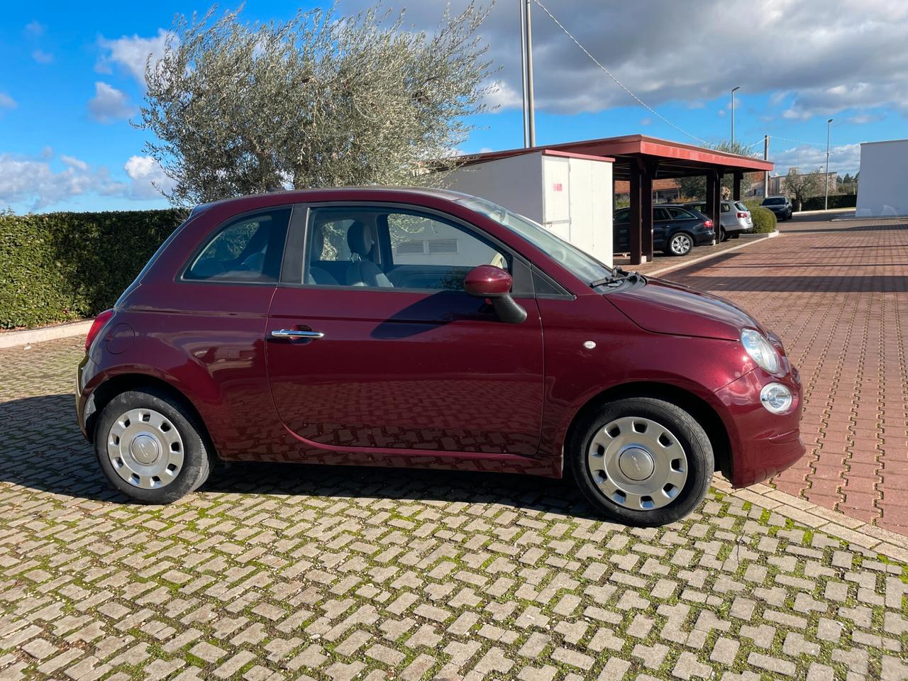 Fiat 500 1.0 Hybrid Lounge finanz. €140,00