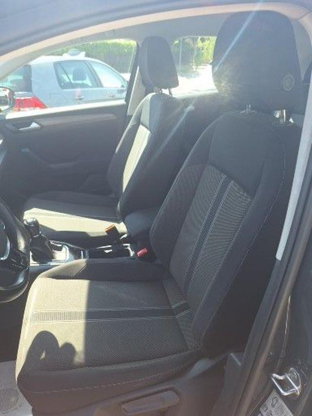 VOLKSWAGEN T-Roc 1.0 TSI Business BlueMotion Tech NEOPATENTATI