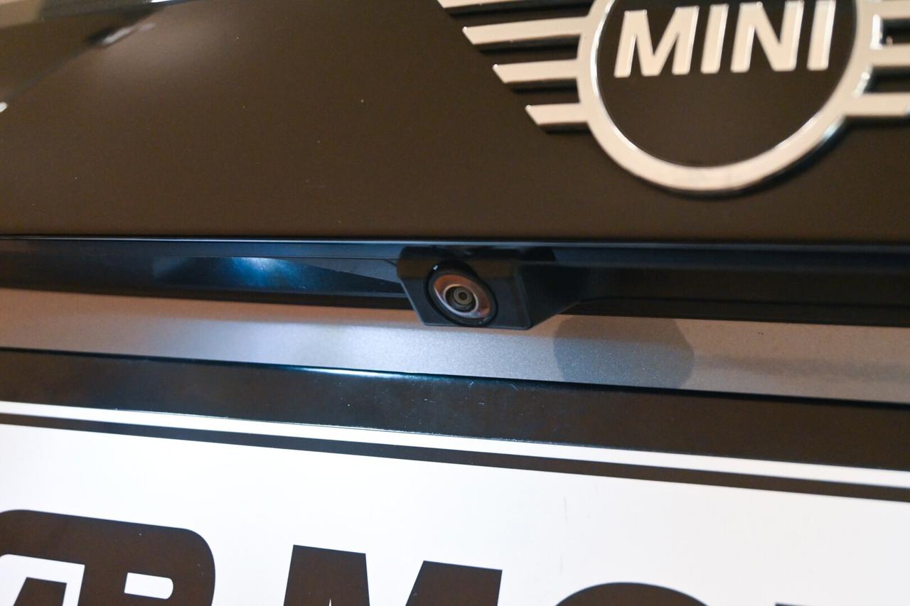 MINI Mini Countrym.(F60) Mini 2.0 Cooper D Clas...