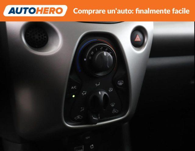 TOYOTA Aygo 1.0 VVT-i 69 CV 5 porte x-cool