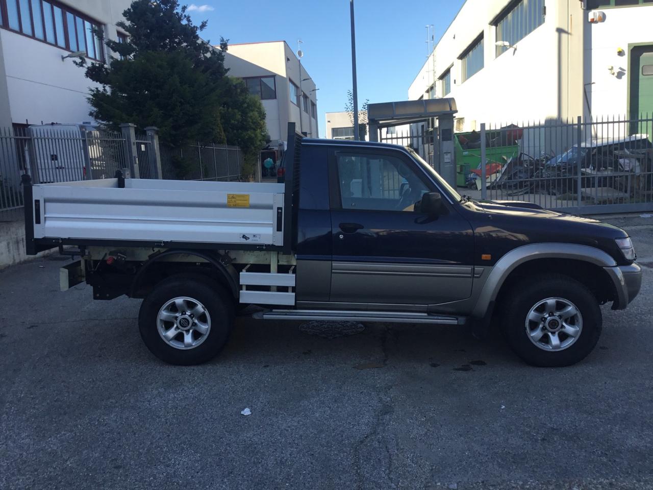 Nissan Patrol GR 3.0 TD passo lungo pik up cassone ribaltabile