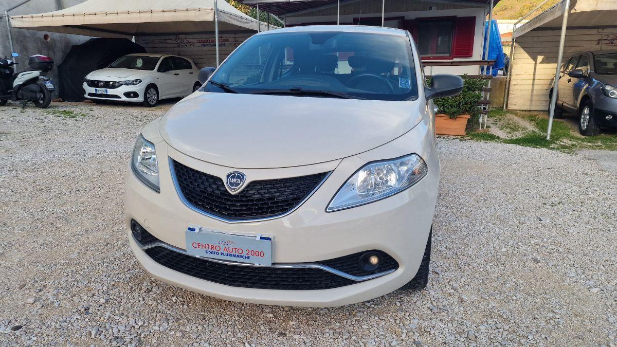 LANCIA - Ypsilon - 1.2 69 CV 5p. GPL Ecochic Gold