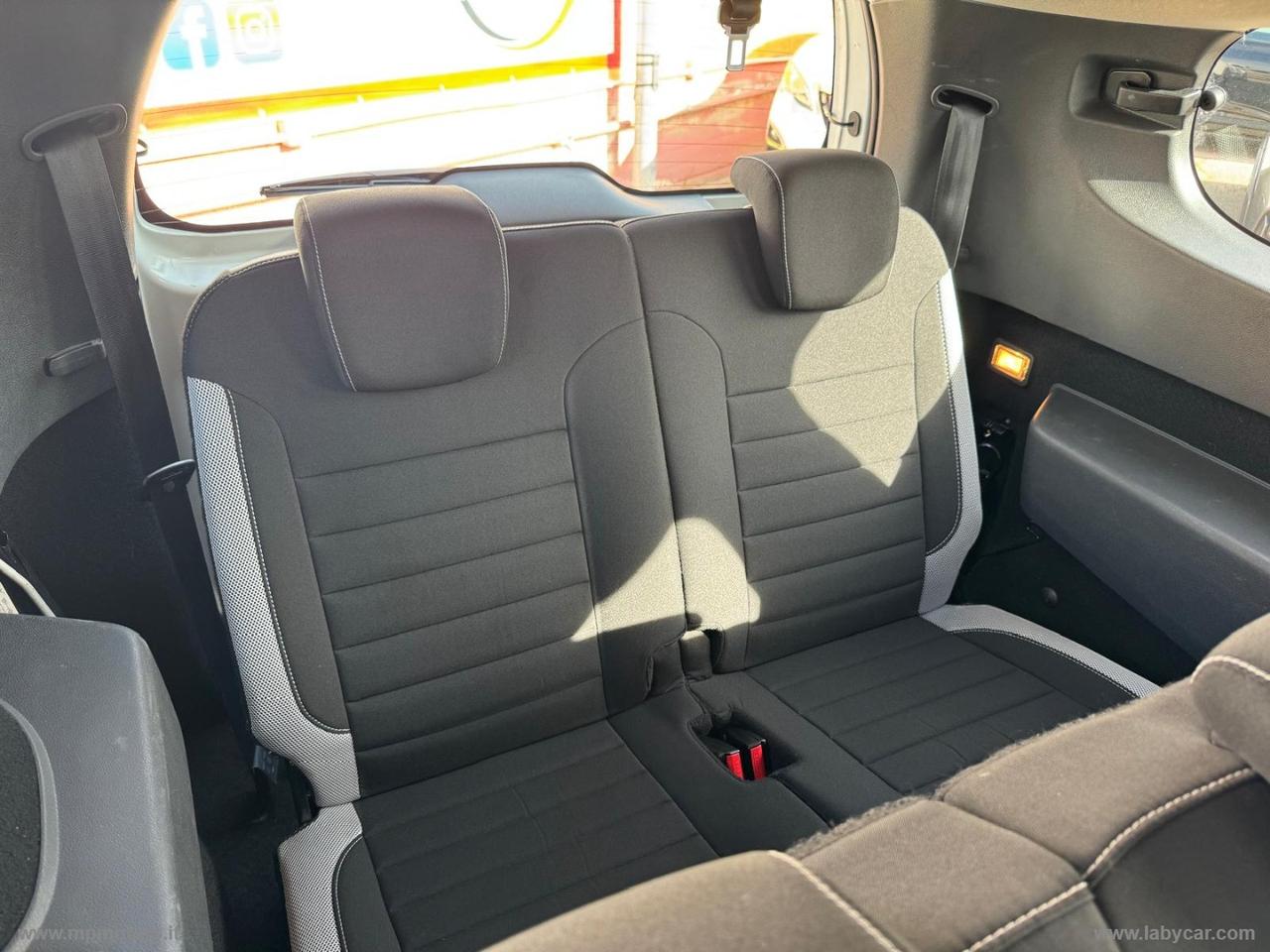 DACIA LODGY STEPWAY 1.5dCi 115CV 7 POSTI