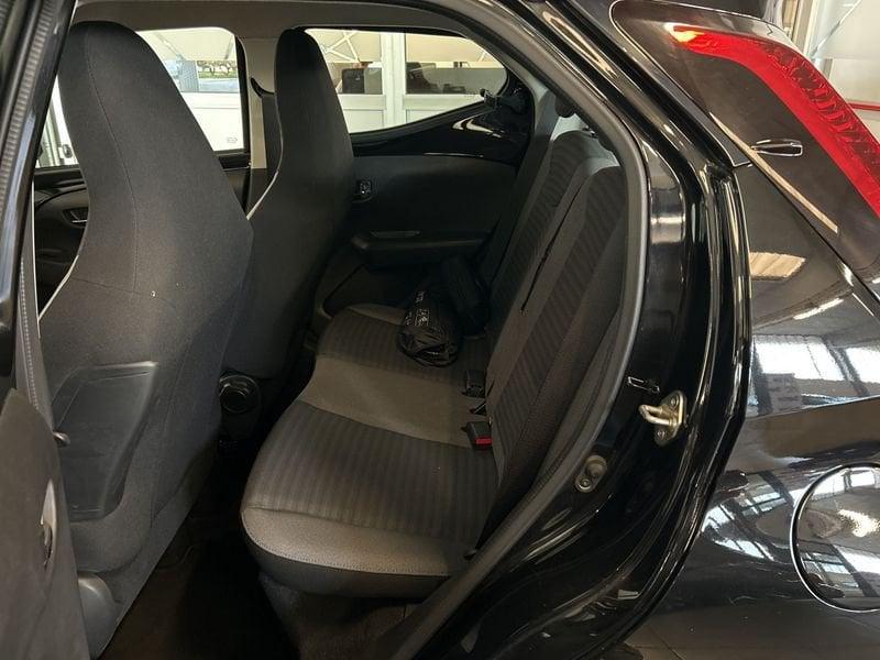 Toyota Aygo Connect 1.0 VVT-i 72 CV 5 porte x-fun