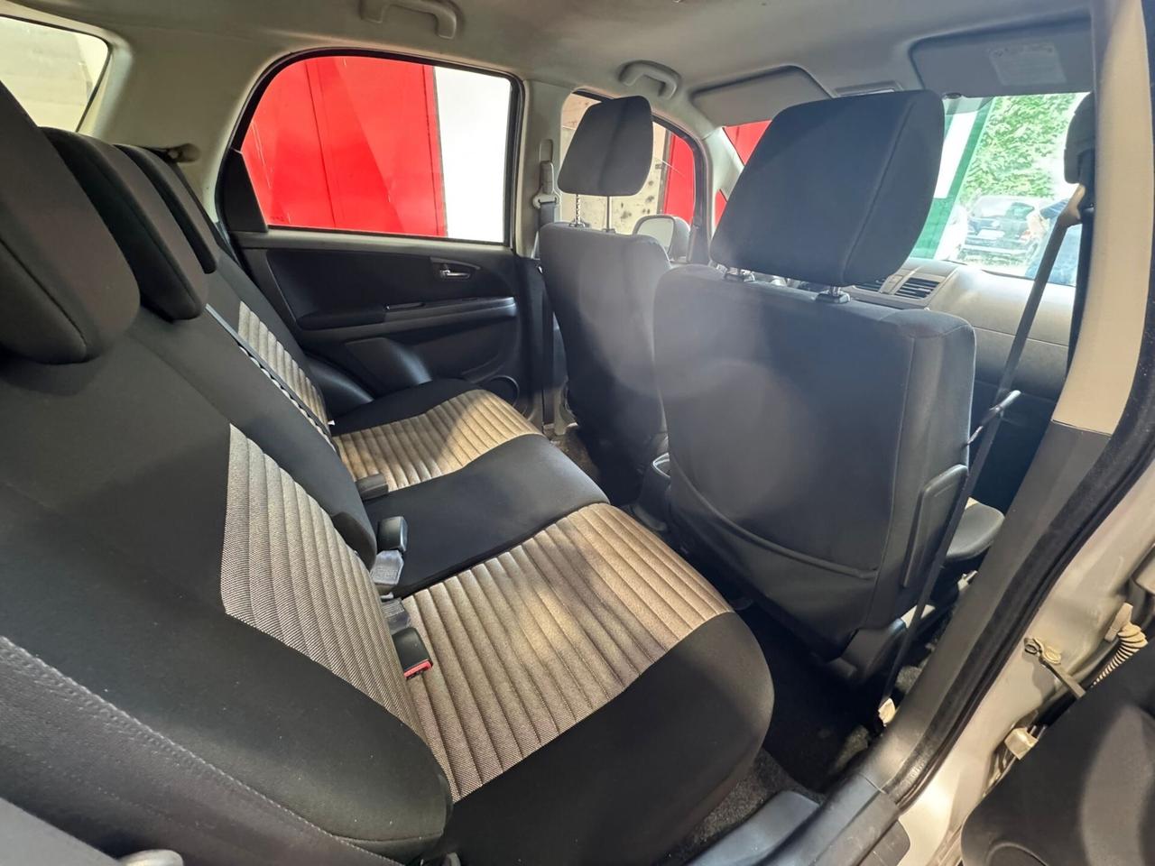 Fiat Sedici 2.0 MJT 16V DPF 4x4 Emotion EURO 5 SI NEOPATENTATI