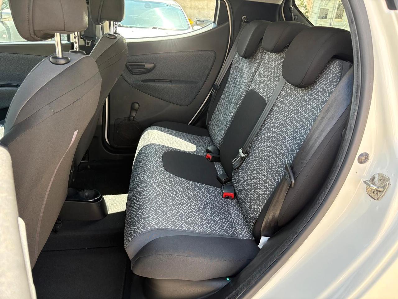 Lancia Ypsilon 1.2 69 CV 5 porte S&S Elefantino Blu