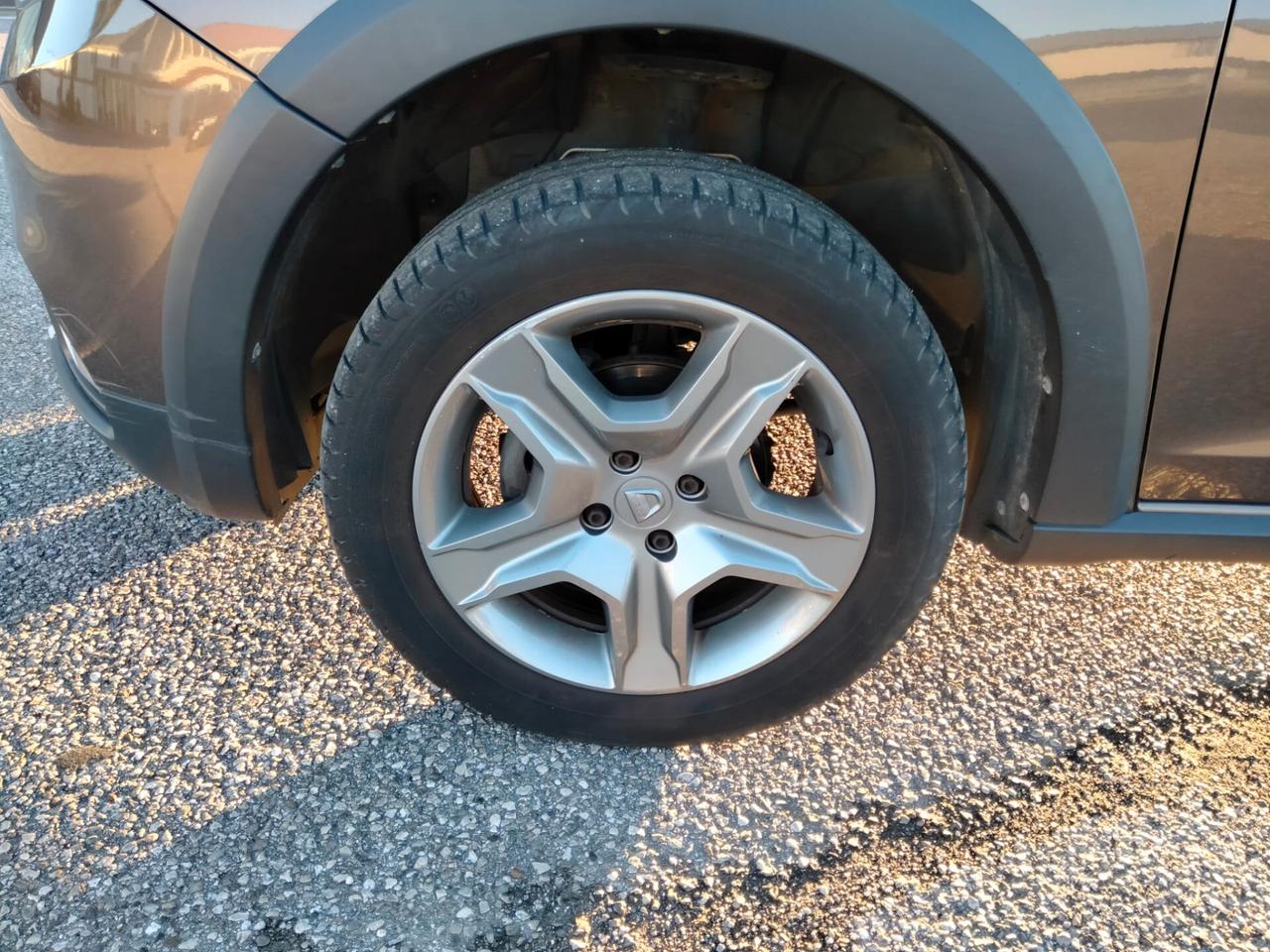 Dacia Sandero Stepway 1.5 Blue dCi 95 CV Comfort