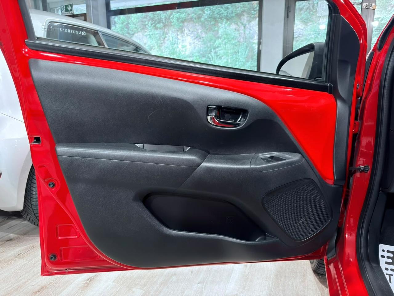 PEUGEOT 108 72CV 5P 2020 30.000km NEOPATENTATI